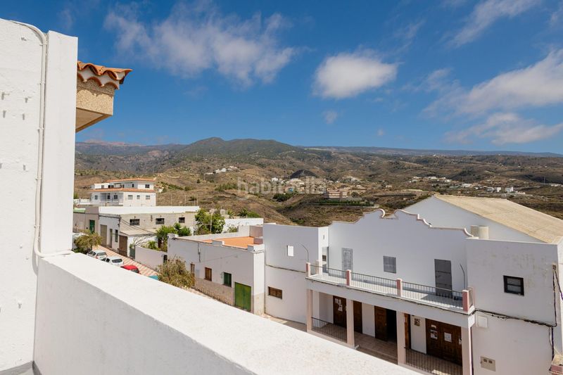 Foto a63f5522-7f57-4199-86ea-14d1e0a15c33. Casa amb aparcament a Arico
