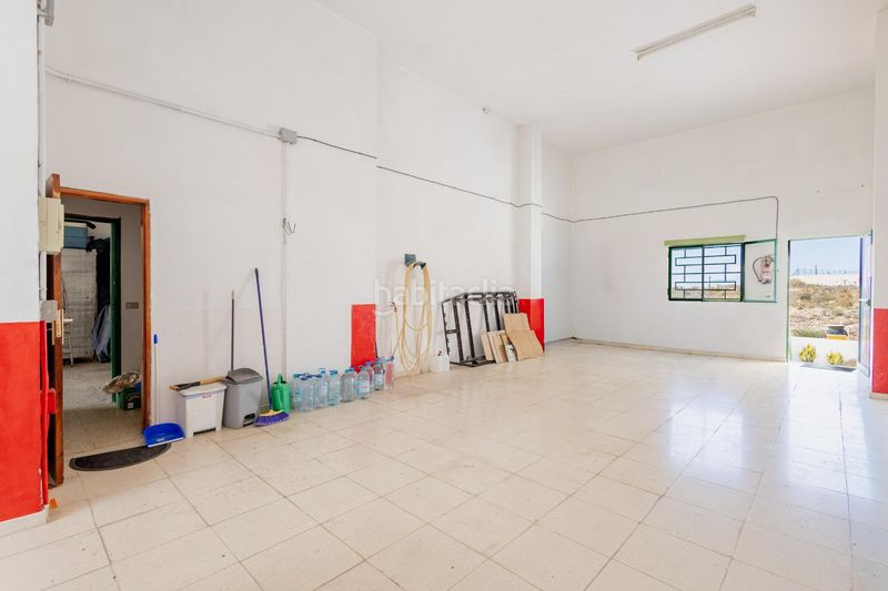 Foto fba4064c-b00c-4314-8744-0a6ff92c9494. Casa amb aparcament a Arico