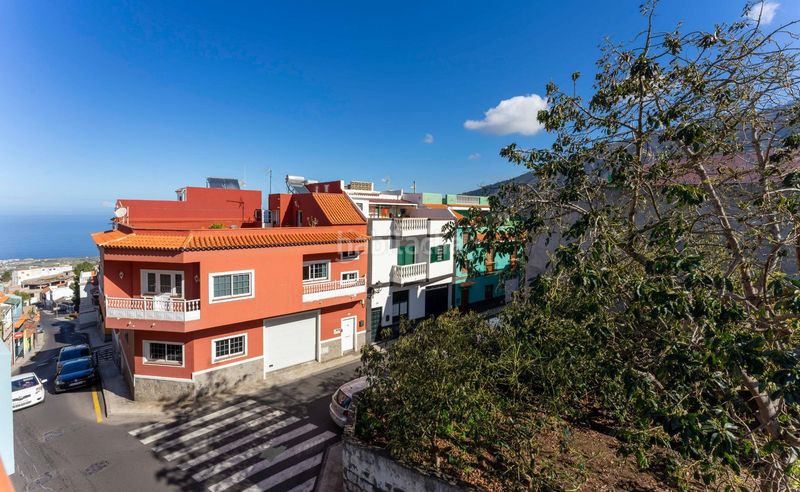 Foto aa88afc6-1f64-4d19-92e9-13fd2d6ad684. Casa in camino del sauce 20 in Centro Orotava (La)