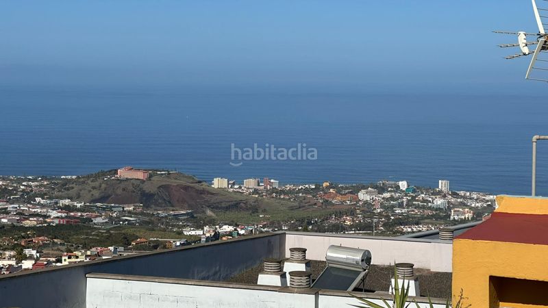 Foto ce8f6cca-4601-4ef3-82b3-2a89c9eb0a69. Casa in camino del sauce 20 in Centro Orotava (La)