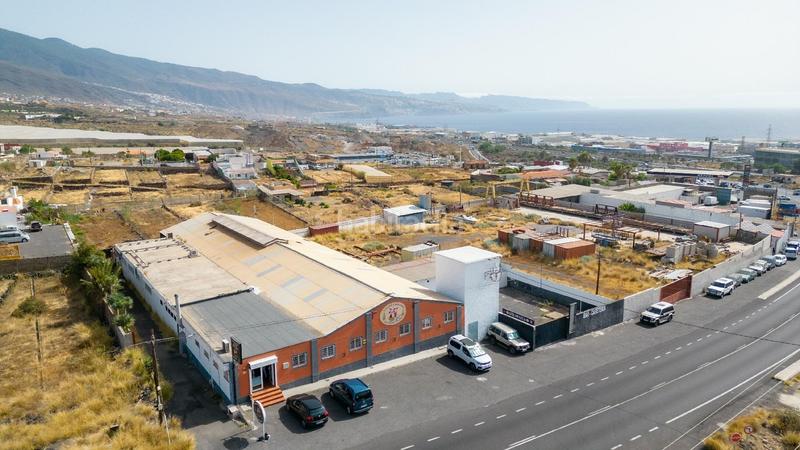 Foto 2bd4c04e-a8b6-4f7d-b444-35926588b3e8. Nau industrial a Arafo