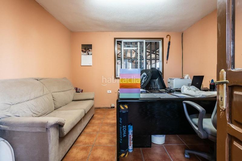 Foto e29bb649-4fe8-44a4-bd79-57aca959267f. Nau industrial a Arafo