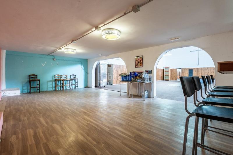 Foto e5fcbbd6-516e-4afc-8523-9131f3dba3f3. Nau industrial a Arafo