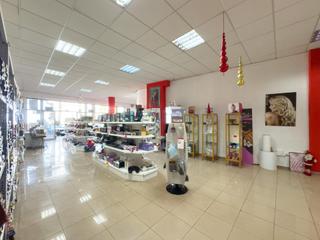 Traspàs Local Comercial a Cuesta de la Villa. Oportunidad única de inversión en santa úrsula