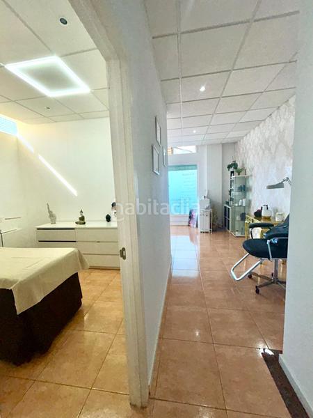 Foto 9746e080-0f9b-4298-b6e4-06d9224908f5. Alquiler local comercial traspaso centro de estética en miraverde, en Adeje