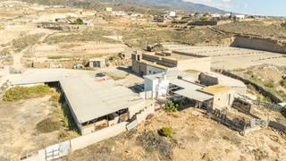 Bauernhof in Los Blanquitos. Oportunidad única se vende amplia finca rústica en los blanquito