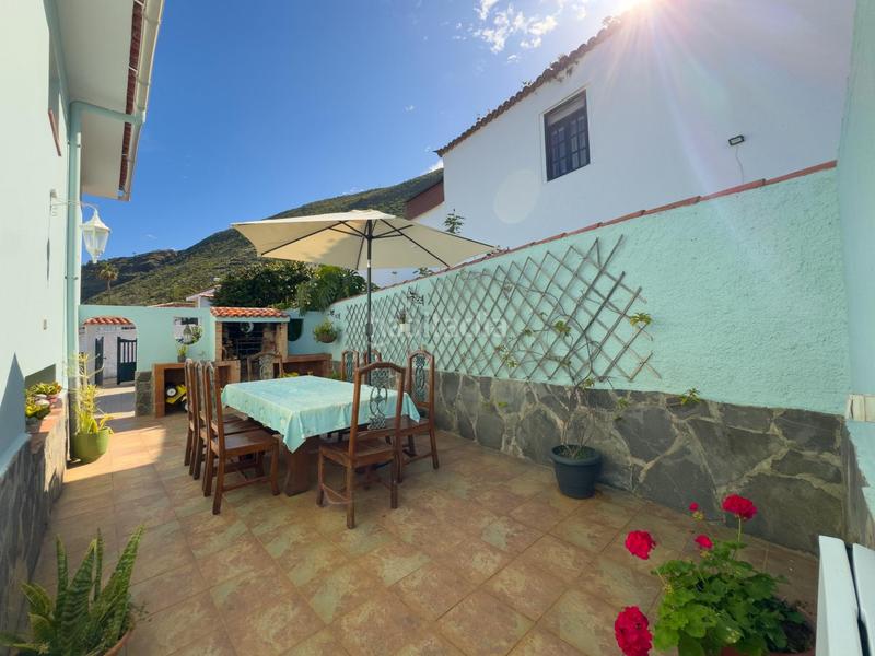 Foto 52f5b607-bf24-4e97-94ad-05ca2d330116. Chalet con parcheggio in Las Cuevas - Los Gómez Orotava (La)