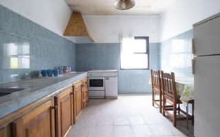 Casa a La Vega - El Amparo - Cueva del Viento. Se vende casa con terreno urbano en icod de los vinos.