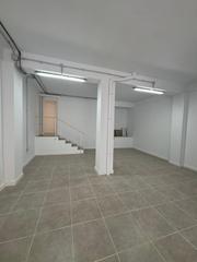 Local Comercial a Calle franco de castilla 63. Venta de local en la cuesta  oportunidad única