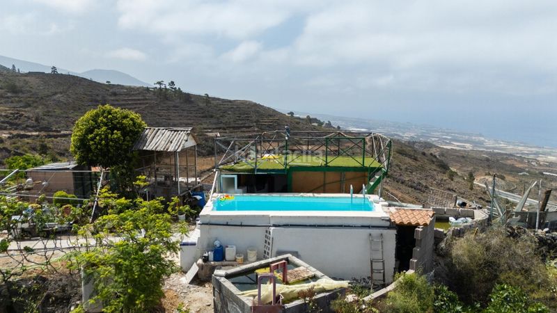 Foto f55bea76-e833-45d5-8ee5-81a289b2fa05. Masia a Chío Guía de Isora