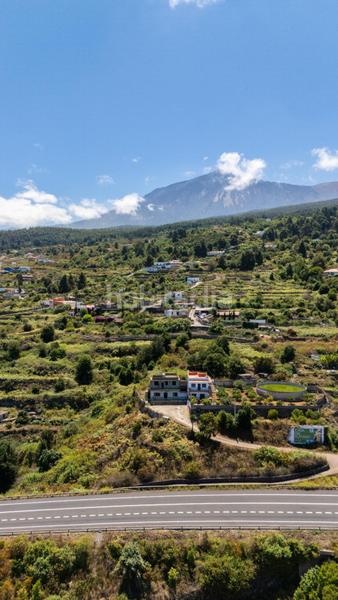 Foto 8ae011bc-b4fa-440f-a5c2-1a91a6ef175b. Casa amb aparcament a La Vega - El Amparo - Cueva del Viento Icod de los Vinos