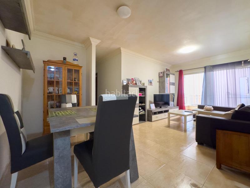 Foto 1909b6a0-5f10-423b-9fa4-7f23da273a56. Appartamento con parcheggio piscina in Cho - Parque de la Reina Arona