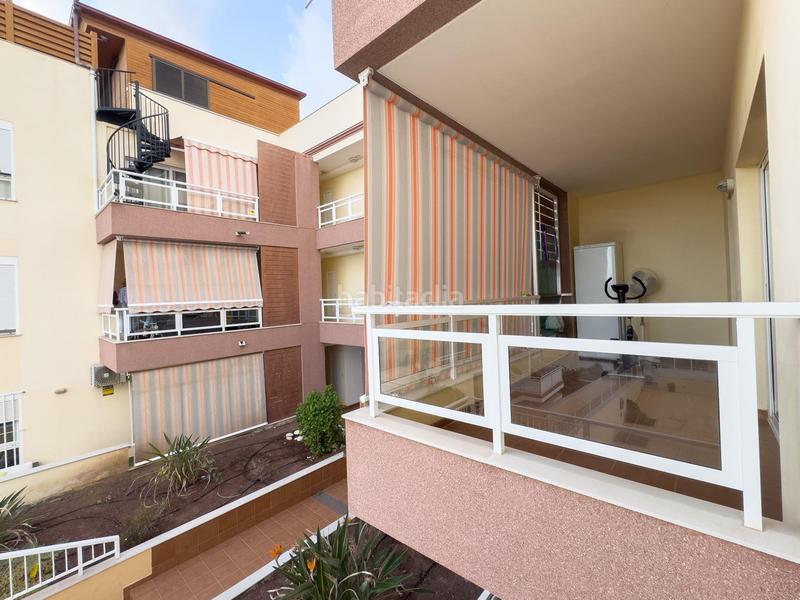 Foto bab0f96f-8844-4b79-aefa-392590f40a96. Appartamento con parcheggio piscina in Cho - Parque de la Reina Arona