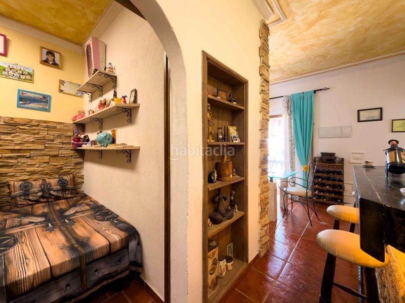 Foto 428c1393-080d-40a5-8948-deeee92e7831. Casa adossada amb aparcament a Arico