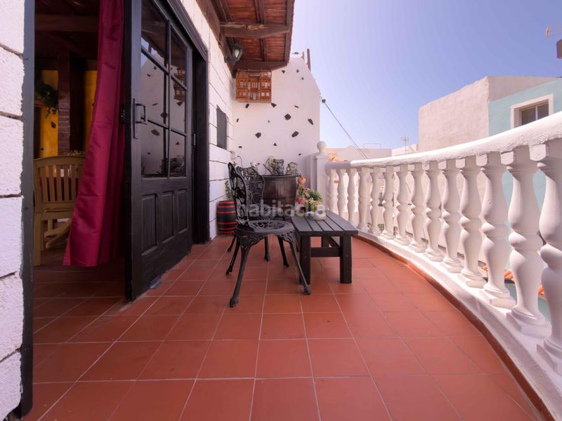 Foto d70205f8-70c9-4289-b080-0292e3a12b8b. Casa adossada amb aparcament a Arico