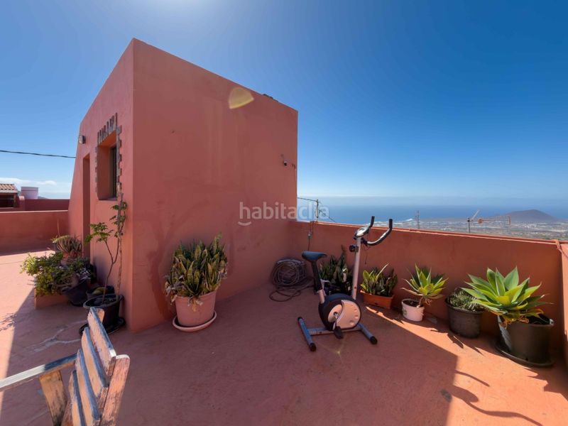 Foto 84daa0a7-05d0-41b6-936f-1cf6c9b67a34. Casa aparellada a Araya Candelaria