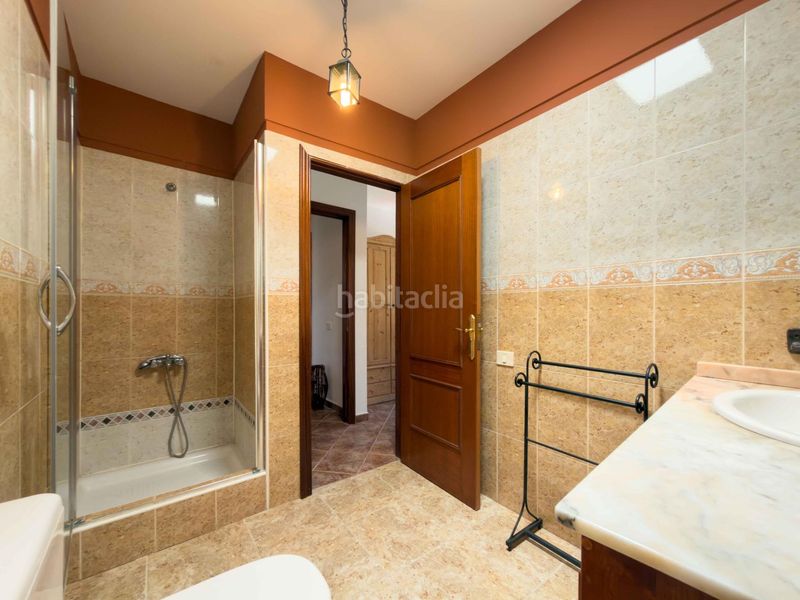 Foto ae8e25b5-2f0c-4cd9-8c5b-343164dd95e7. Casa aparellada a Araya Candelaria