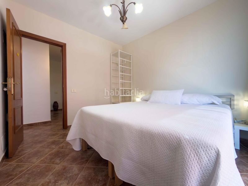 Foto b2ffe56b-fe2e-4d5e-ab49-5dd77470dd93. Casa aparellada a Araya Candelaria