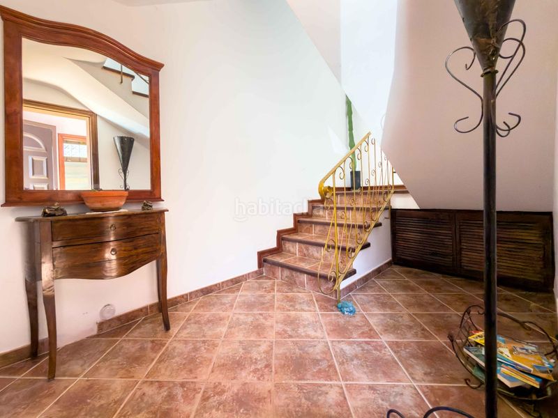 Foto b993b552-82dd-4ab8-9c8a-d0ab585abe3b. Casa aparellada a Araya Candelaria