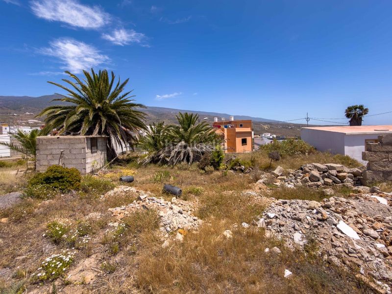 Foto 42fc6d4d-c58b-4c2b-a55b-a5ce4588f9d5. Casa a Arico