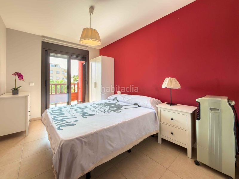 Foto bfe80d6a-21dd-414a-83fa-573a17152fd7. Pis amb aparcament a Palm - Mar Arona