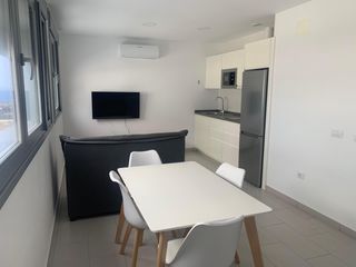 Rent Flat in Valverde. Piso de 1 dormitorios en alquiler de larga temporada  tamaduste,
