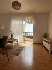 Rent Flat in Candelaria - Playa La Viuda. Alquiler en candelaria con vistas al mar.