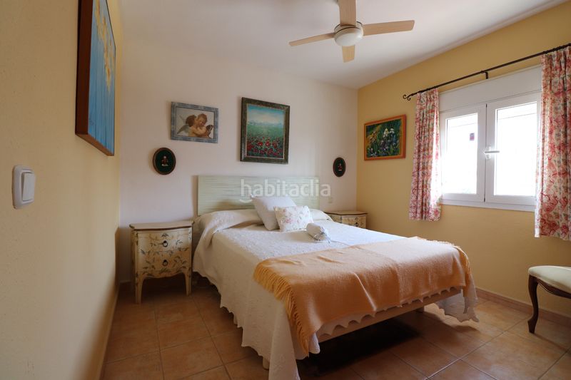 Foto d88edbe4-eaea-456f-90be-9dff6ba6afa9. Maison jumelée dans marina urbanization Casares 245 dans Casares