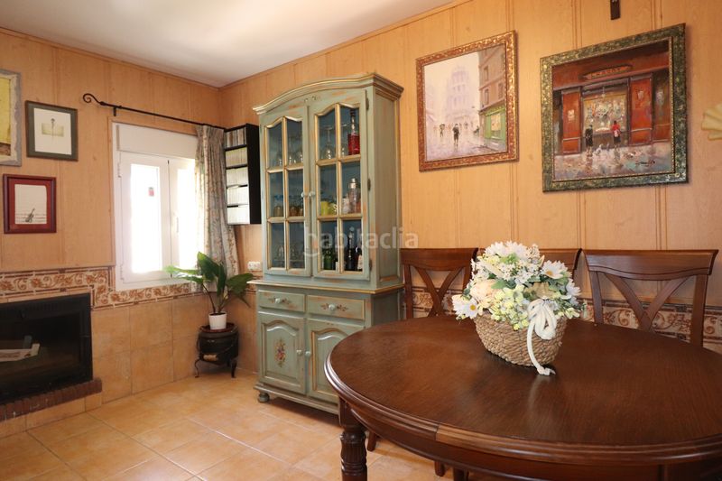 Foto e7b68e94-f6ae-49a8-8991-7e5b75db021d. Maison jumelée dans marina urbanization Casares 245 dans Casares