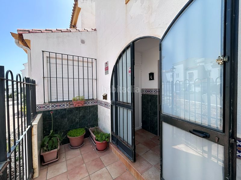 Foto faea6635-9a09-4beb-bb55-f84b2322151c. Maison jumelée dans marina urbanization Casares 245 dans Casares