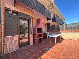 Pis  Calle luis béjar. Piso en pozuelo pueblo