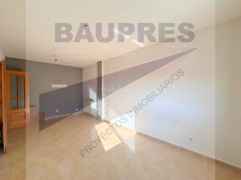 Foto 24af1c3c-b1c5-4d03-951c-347d1fbffe16. Pis a plaza 11 de marzo 7 a Yuncos