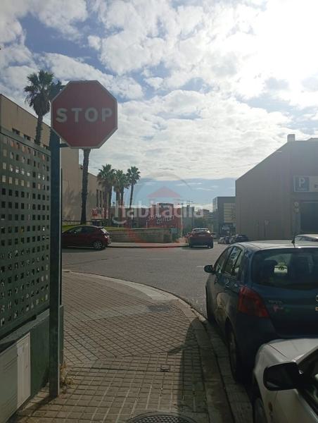 Foto 21fdaa61-365e-4e75-9f17-a67cd1c0d85f. Lloguer nau industrial a Montigalà Badalona