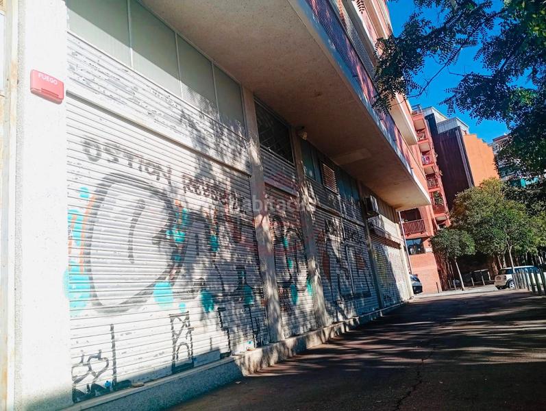 Foto 8ed9e13e-b44b-423a-9265-f48e85babe51. Rent business premise in Porta Barcelona