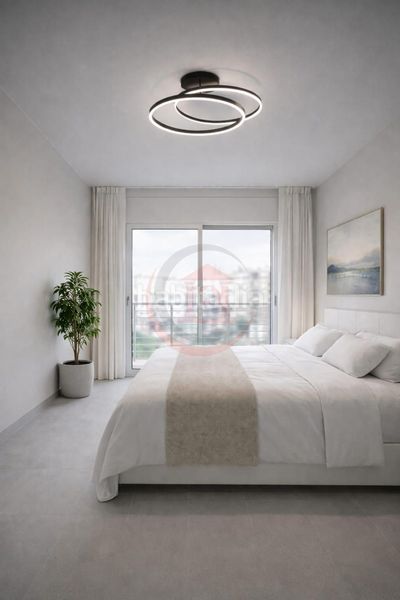 Foto aeeff5e2-73b8-4c00-9925-092c6c9355b5. Àtic a Baix Guinardó Barcelona