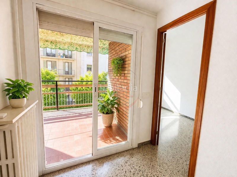 Foto 0439c1a7-6cd4-4e68-8e9b-6a2352580d71. Pis amb calefacció a Dreta de l´Eixample Barcelona