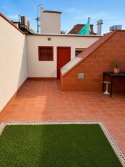 Attique  Cataluña. Atico con terraza privada de 65m2  a una calle de plaza cataluña