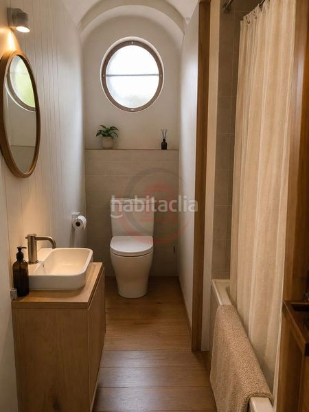 Foto bde5a86d-d5bf-42c6-bc6e-f966e5cf3e11. Àtic a Dreta de l´Eixample Barcelona