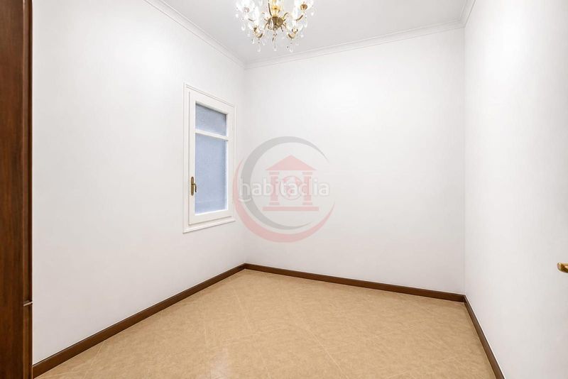 Foto bb73d9c7-5331-418e-9927-d120d676e89b. Flat with heating parking in Putget - Farró Barcelona