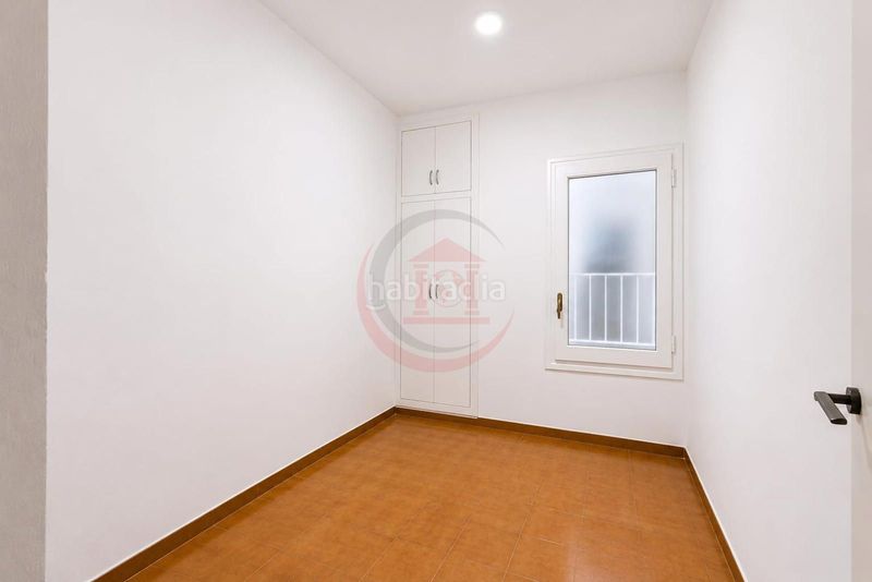 Foto bcdcff47-ad7f-4228-b122-64c6fe28247d. Flat with heating parking in Putget - Farró Barcelona
