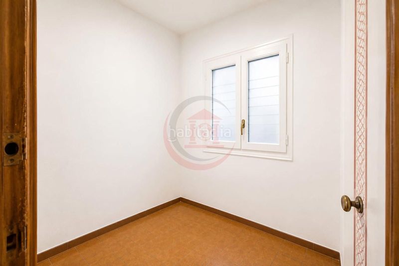 Foto cc83e0e2-bea6-4953-b851-6250af84910a. Flat with heating parking in Putget - Farró Barcelona