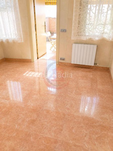 Foto 6e132872-bb5a-4aff-a761-a04e4a64df08. Casa adossada amb aparcament a Torre-roja-Campreciós Viladecans