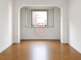Etagenwohnung  Joventut. Oportunidad!!! amplia vivienda en collblanc