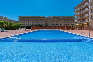 Pis  Mallorca. Piso totalmente exterior con terraza piscina jardin pista pádel