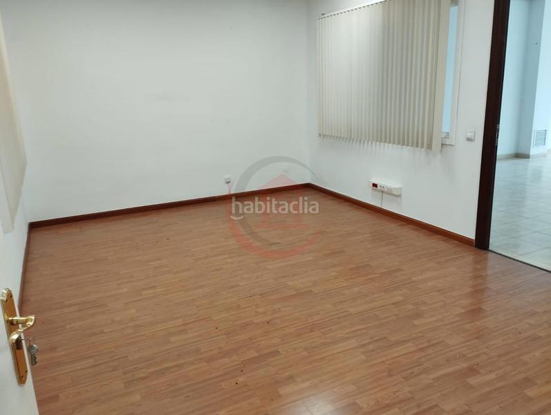 Foto 0bd0984b-350c-4b99-995a-51f953602b50. Bâtiment à usage industriel avec chauffage dans Bon Pastor Barcelona