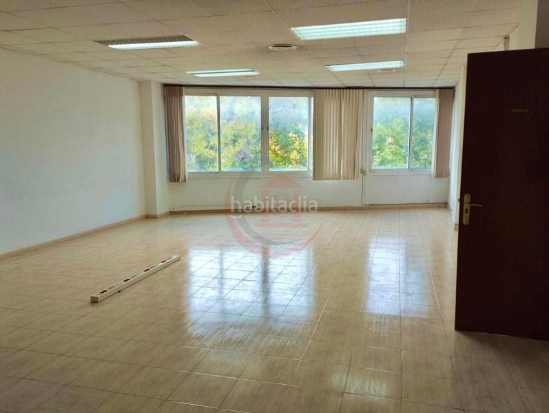 Foto 2e58fab6-788d-4a67-af82-8897ca540572. Bâtiment à usage industriel avec chauffage dans Bon Pastor Barcelona