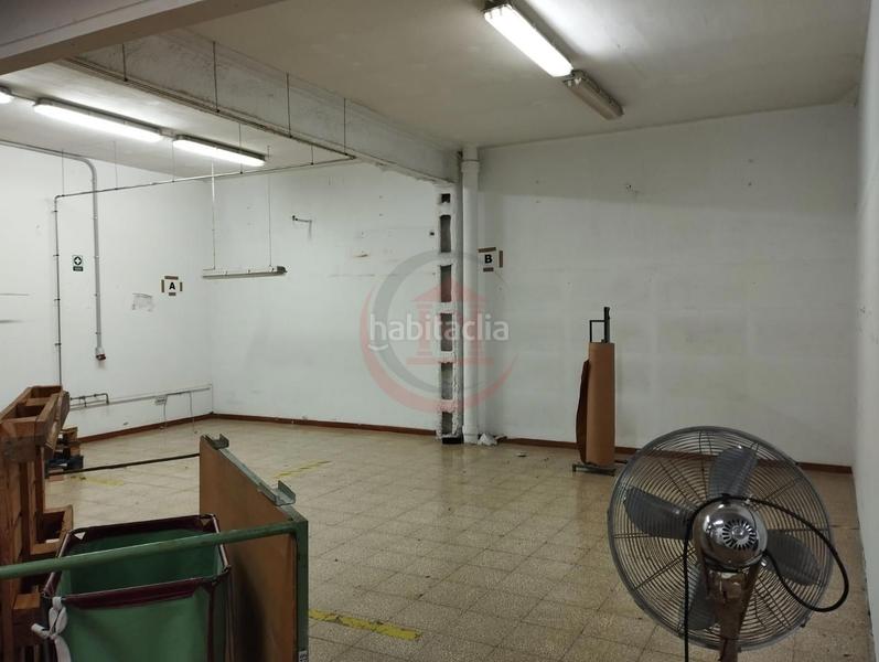 Foto 90074793-f7ba-4a19-9282-08e527274443. Bâtiment à usage industriel avec chauffage dans Bon Pastor Barcelona