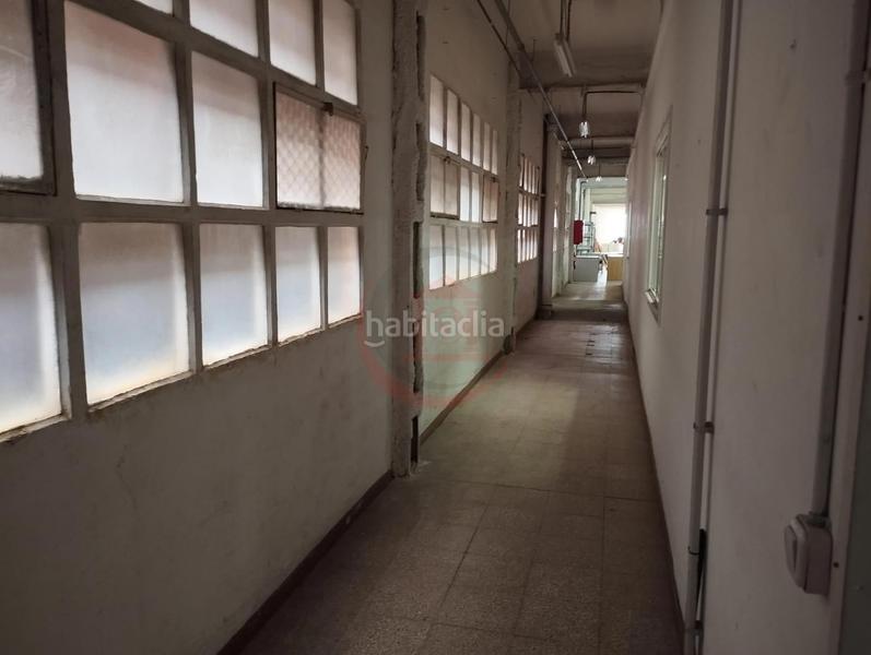 Foto e04ccc29-6288-49b4-89be-38fe98f51760. Bâtiment à usage industriel avec chauffage dans Bon Pastor Barcelona