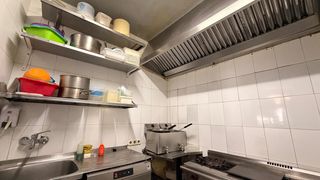 Lloguer Local Comercial a Prosperidad. Alquiler de bar restaurante