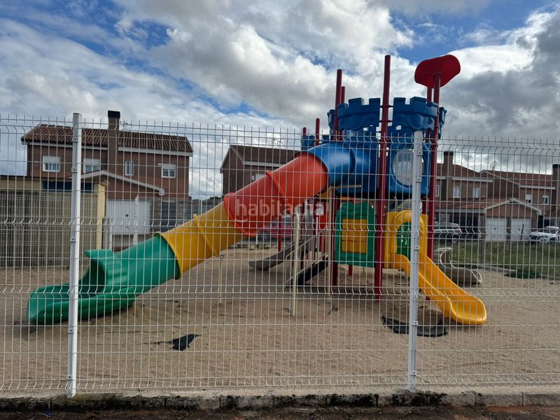 Foto 40570a7c-97c4-47b5-84b3-7da114297679. Xalet amb calefacció a Pioz